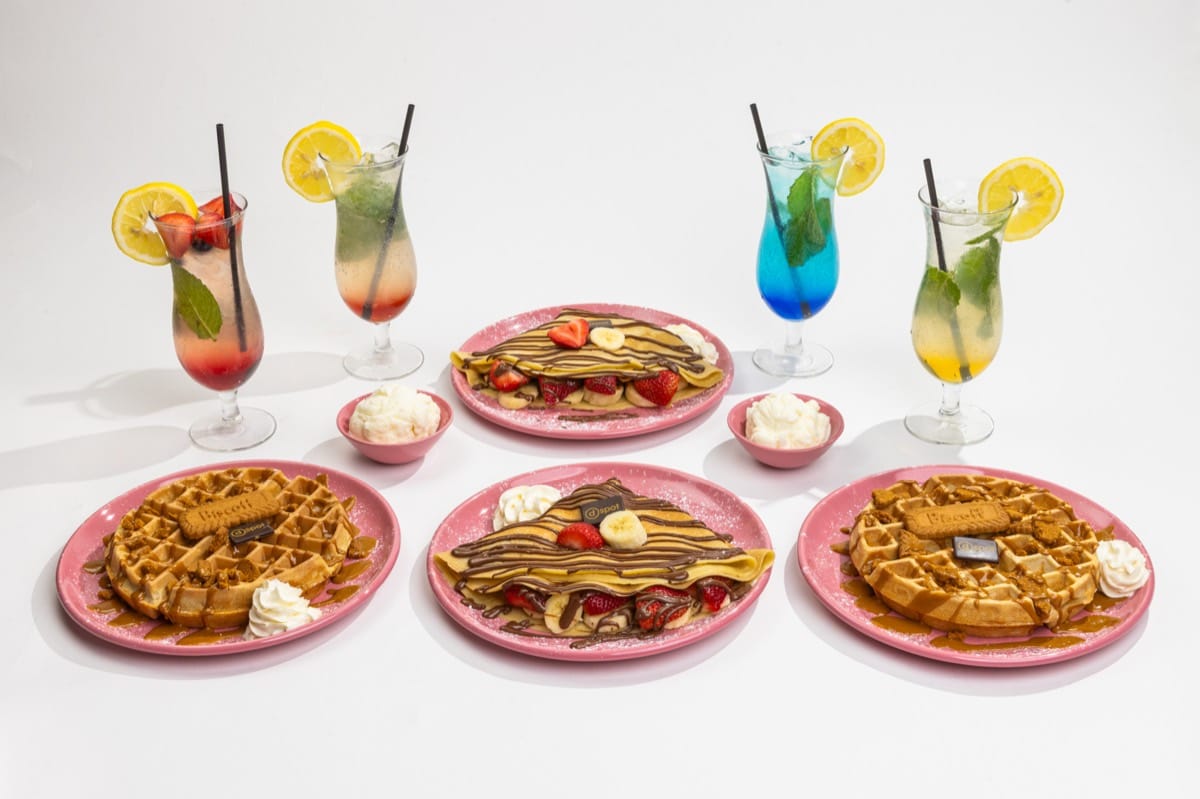 Combo 5: Nutella crepes, Lotus waffles and mojitos